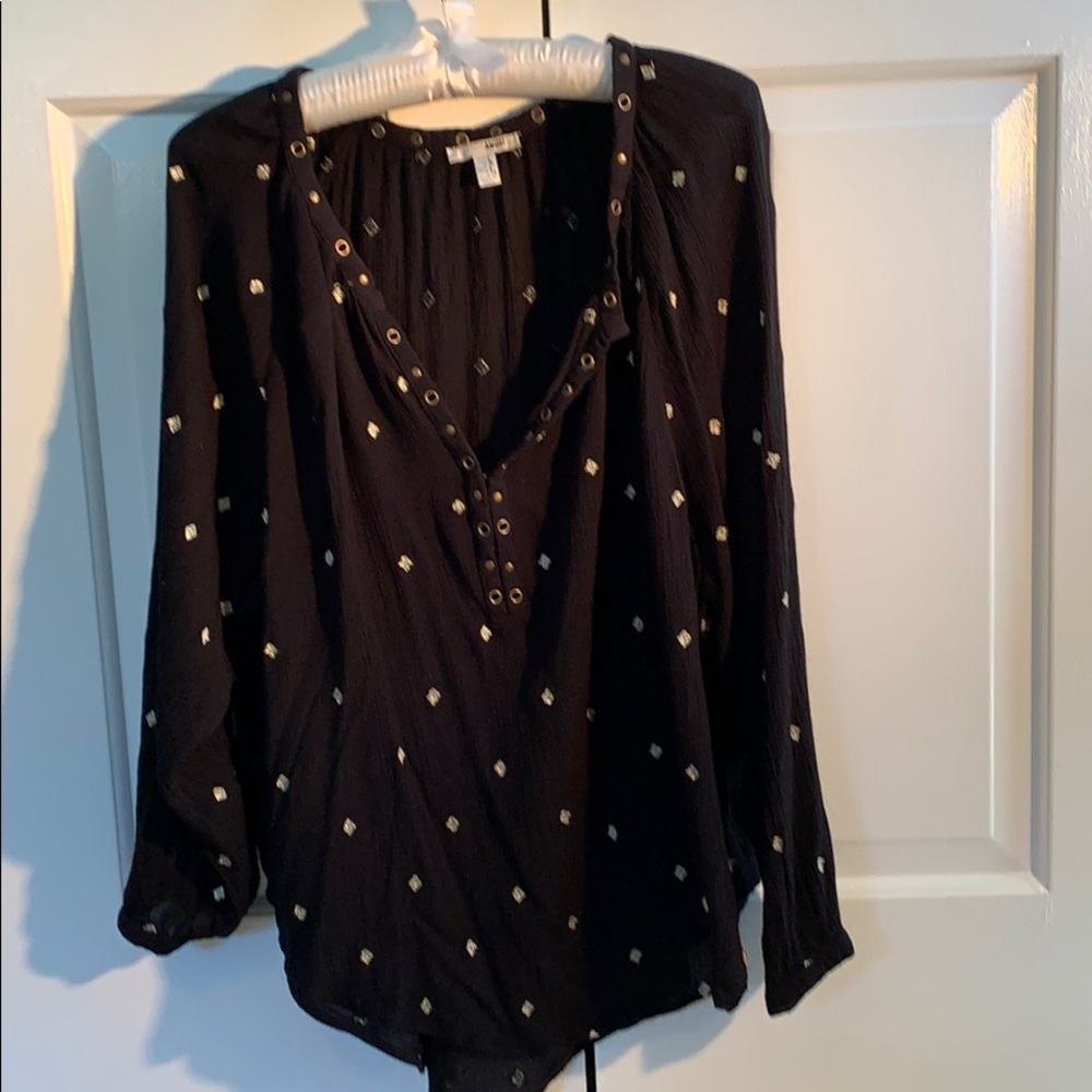 Amuse Society top